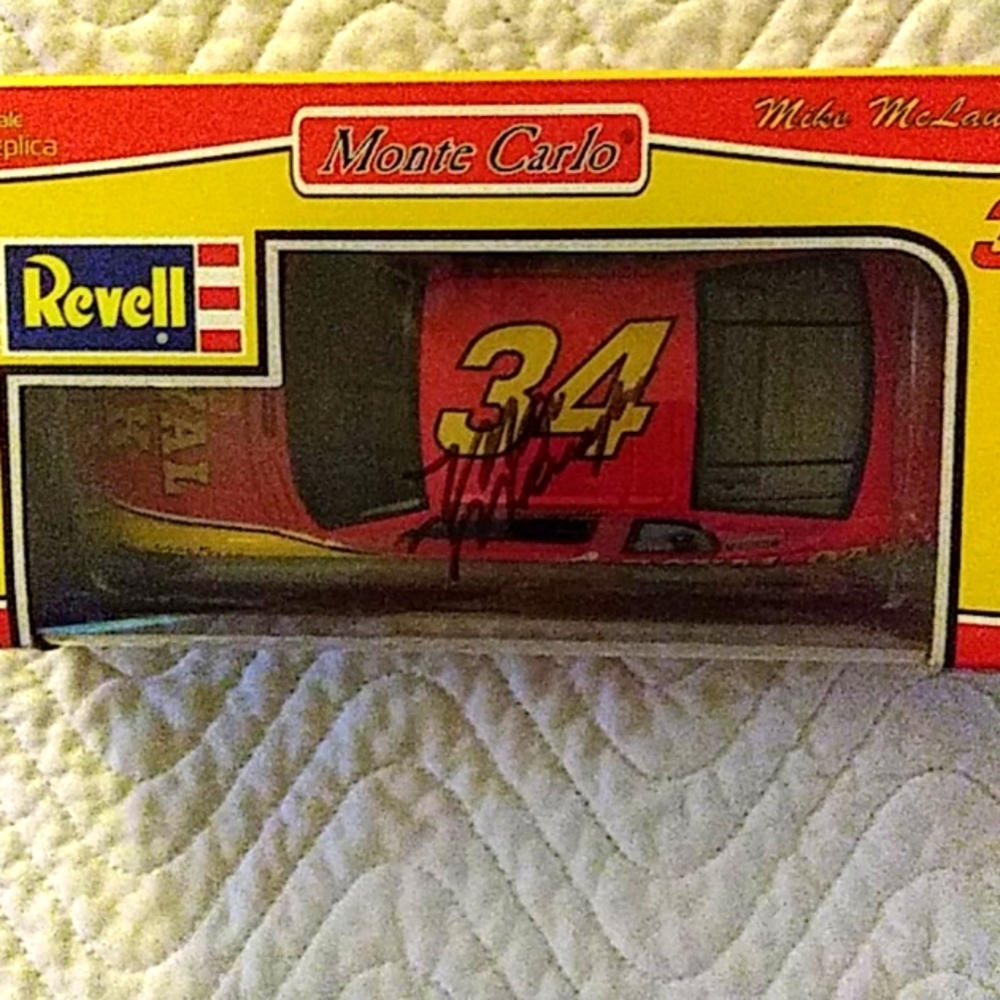 Mike McLaughlin Autographed Royal Oak #34